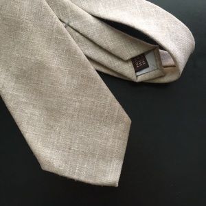 textured solid beige necktie
